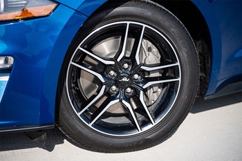 2022 Blue Ford Mustang GT Coupe wheels