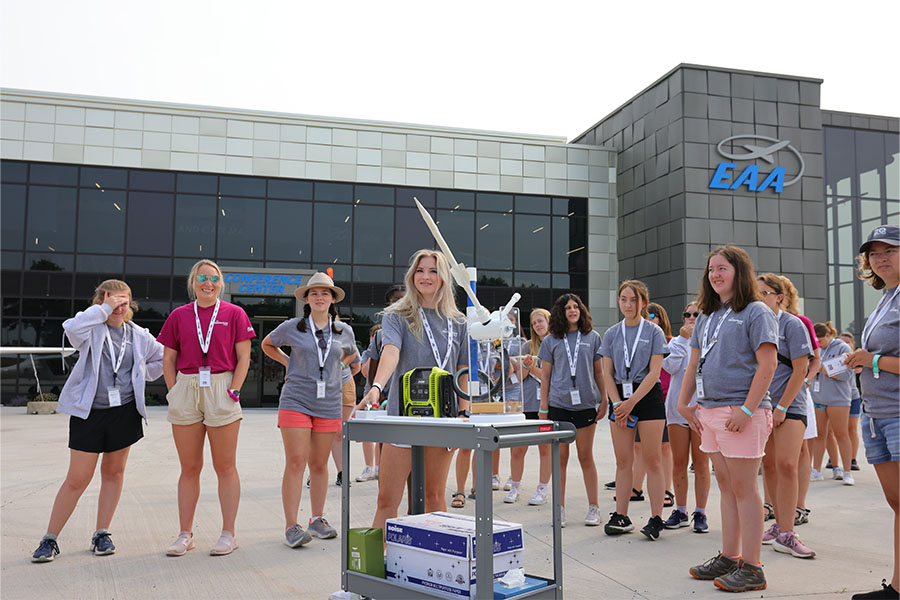 eaa girlventure launching rockets during airventure 2023