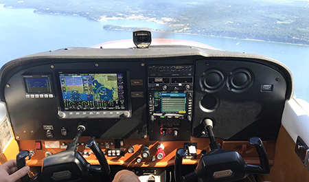 Dynon SkyView HDX STC for Cessna 172 Family