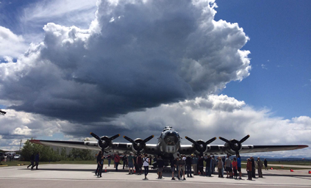 EAA Chapter 1410 High River Hosts the B-17