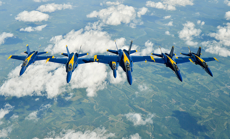 AirVenture on Initial 2017 Blue Angels Schedule