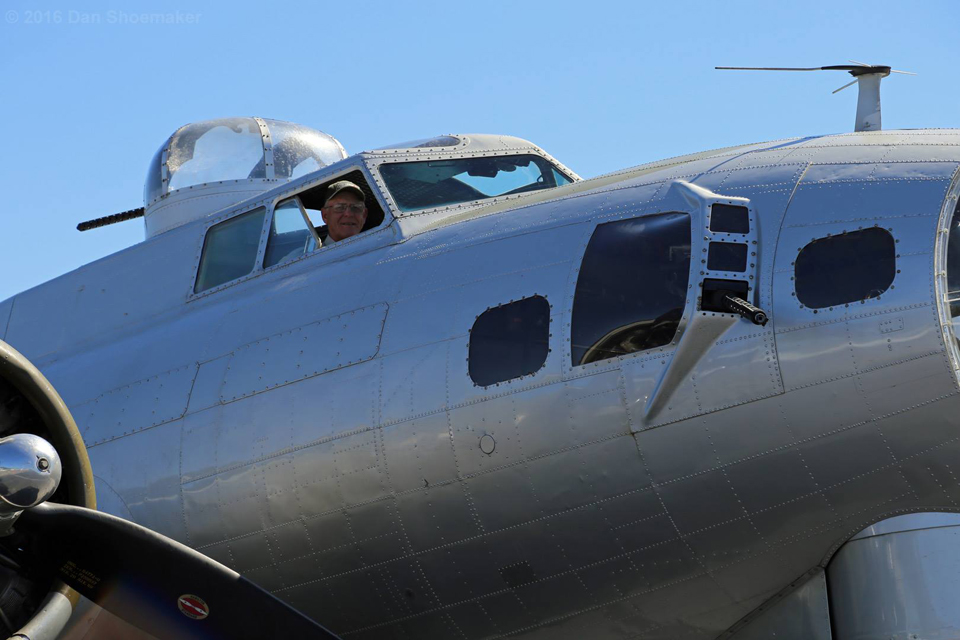 D-Day Commemorated at EAA’s B-17 Tour Stop in Seattle