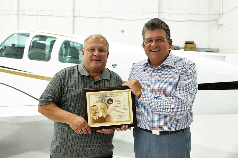 EAA Board Member Receives FAA Wright Brothers Master Pilot Award