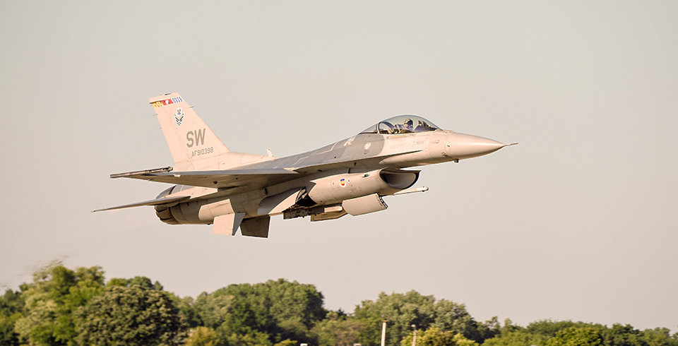 F-16 Coming to AirVenture 2018 for Heritage Flights