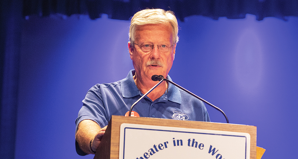 Pelton Outlines Homebuilt Changes at Annual Meeting