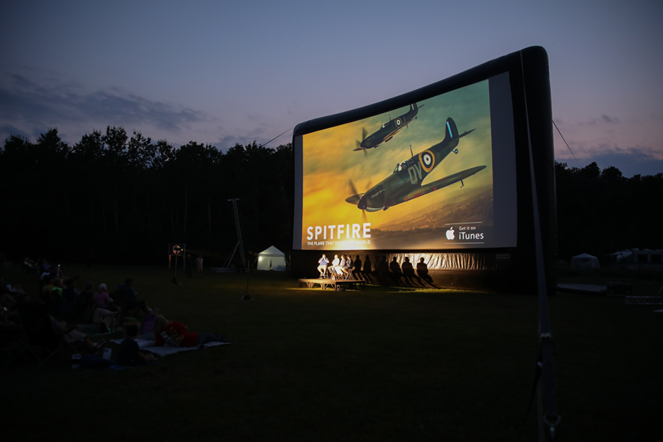 Fly-in Theater