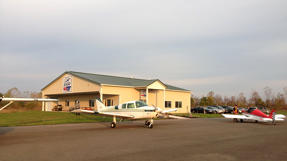 EAA Chapter 44 Clubhouse