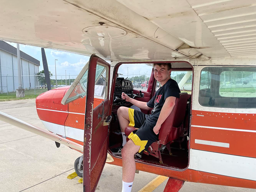 Killian Madeley | EAA Chapter 563 | First Solo | May 31, 2023